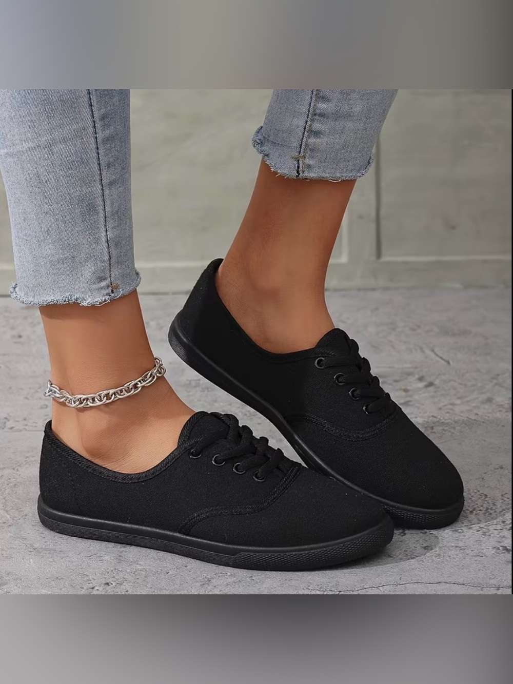 Black Low-Profile Canvas Sneakers for Women